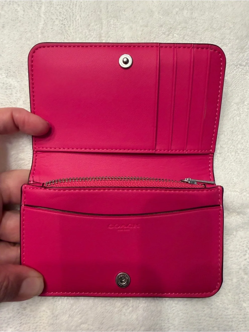 Coach Dragonfruit Leather Wallet Essential Slim Card Case
